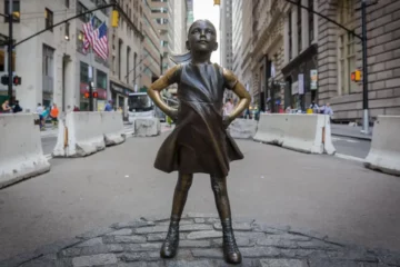 Fearless Girl Statue Debuts In NFT Space