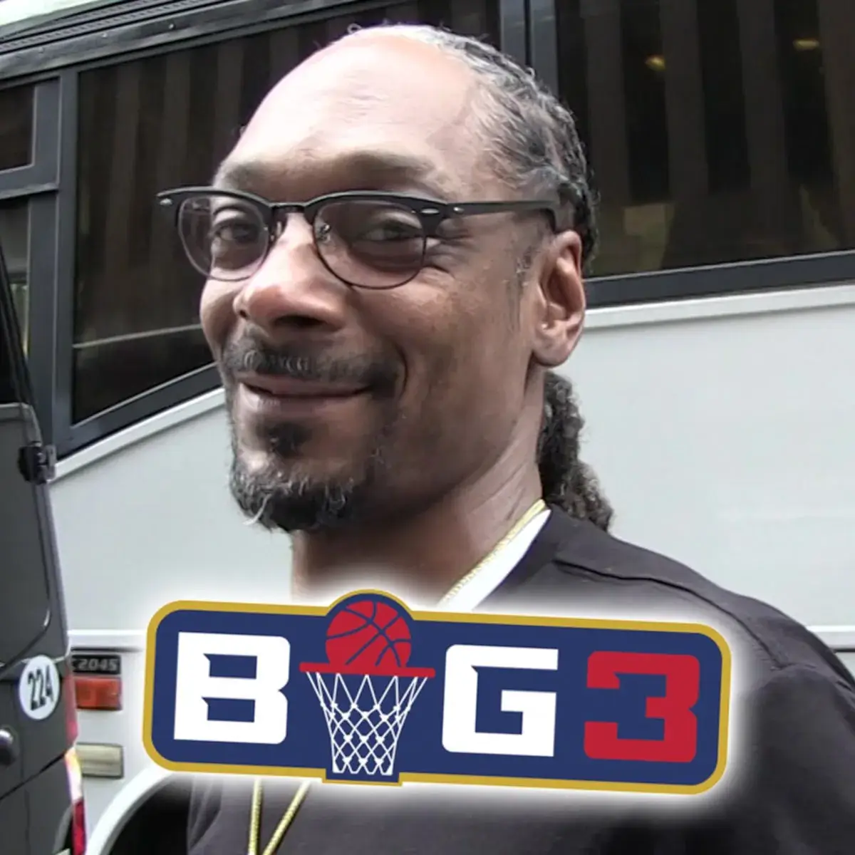 Vaynerchuk And Snoop Dogg Acquired Big3 NFTs