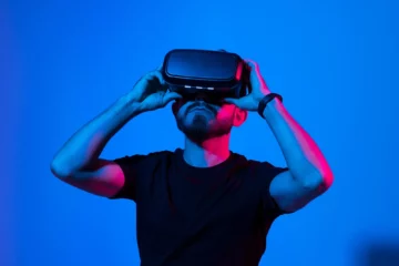 Metapsychologist And VR Psychotherapist: Sessions In The Metaverse